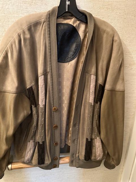 Sale Photo Thumbnail #4