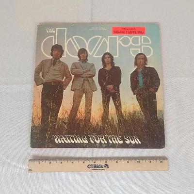 The Doors Waiting for Sun. Some Light Scratches 