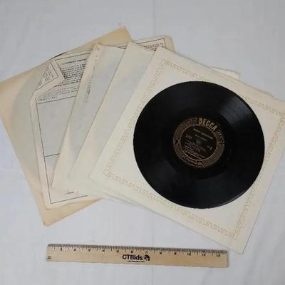 4 Christmas Classics Records!