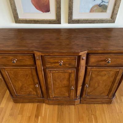 Pull-out Bar Credenza Buffet