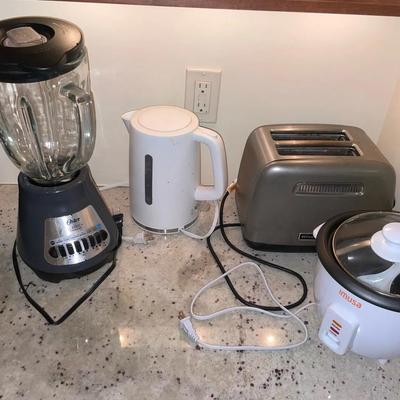 Lot Of Small Kitchen Appliances