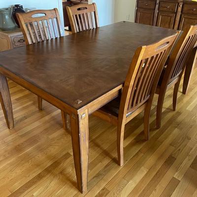 Mission Style Dining Table And 4 Chairs