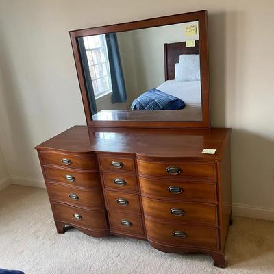  Vintage Henredon Low Dresser With Mirror