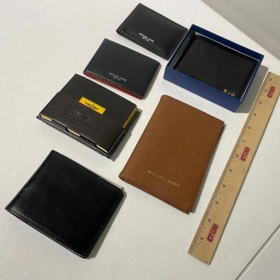 Lot Of Men’s Wallets