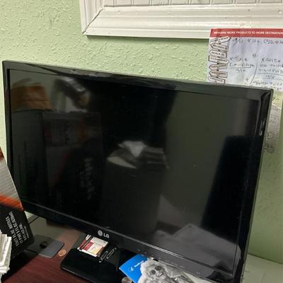 Sale Photo Thumbnail #86