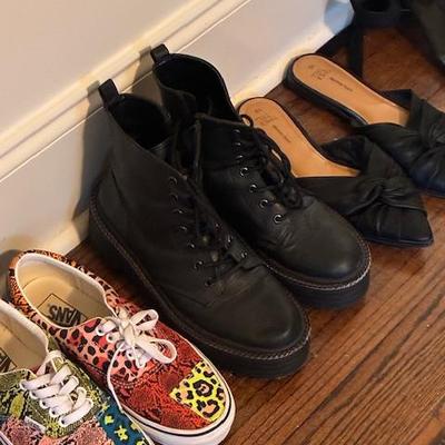 Sale Photo Thumbnail #472