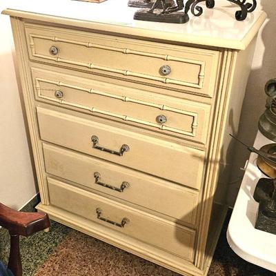 Sale Photo Thumbnail #244