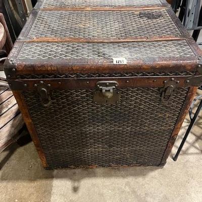 Sale Photo Thumbnail #2