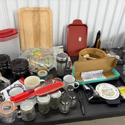 The Mother Lode of Kitchen Accessories
