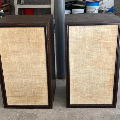 (2) Vintage Speakers 