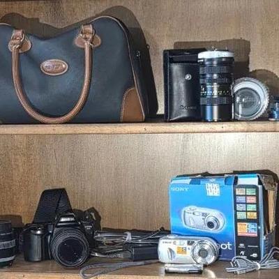 Minolta Maxxum 3xi and Sony Cyber Shot Cameras 