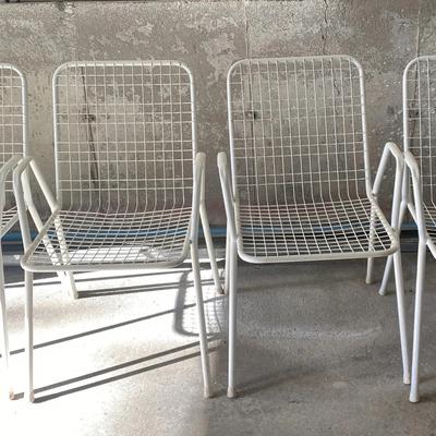 (4) Vintage Metal Patio Chairs 