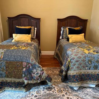 Sale Photo Thumbnail #29