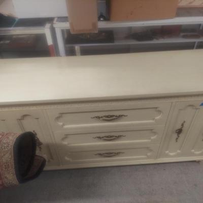 Sale Photo Thumbnail #171