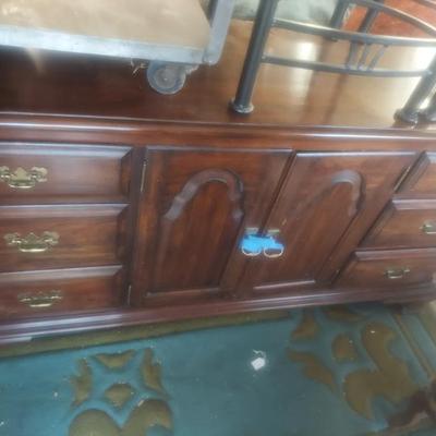 Sale Photo Thumbnail #150