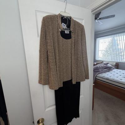 Sale Photo Thumbnail #174