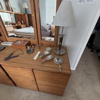 Sale Photo Thumbnail #156