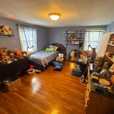 Sale Photo Thumbnail #8