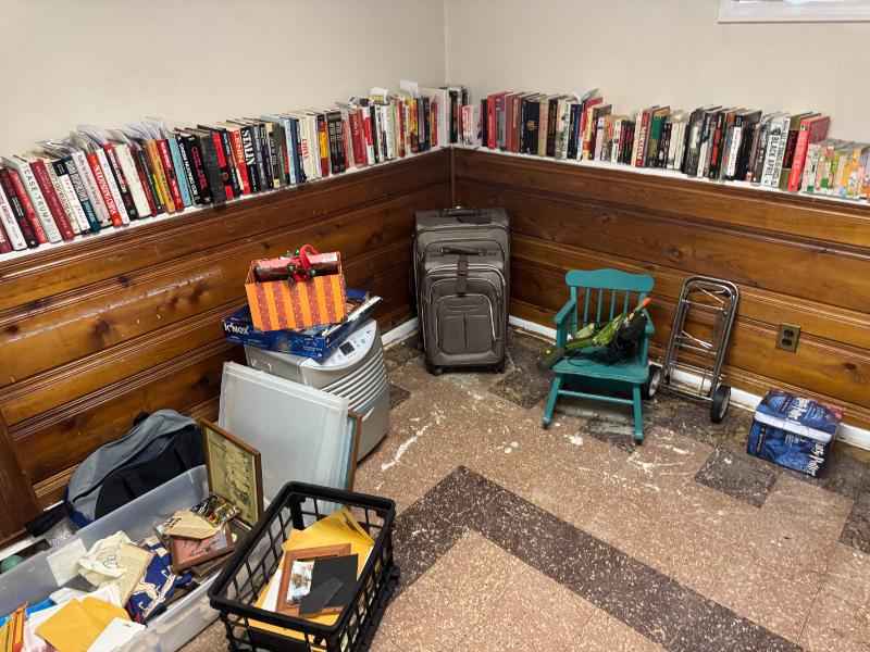 Sale Photo Thumbnail #261