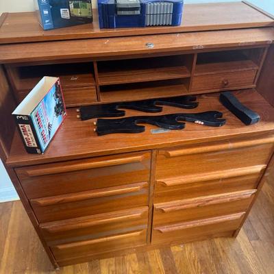 Sale Photo Thumbnail #40