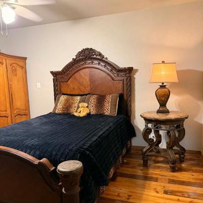 Sale Photo Thumbnail #301