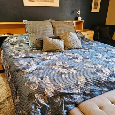 Sale Photo Thumbnail #61