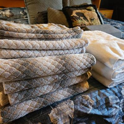 Sale Photo Thumbnail #231