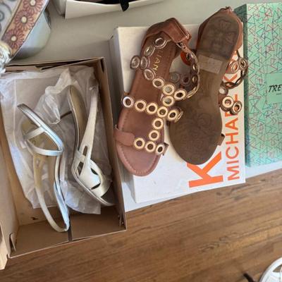 Sale Photo Thumbnail #112