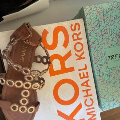 Sale Photo Thumbnail #113