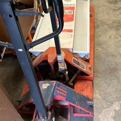 Pallet Jacks and Lighting Fixture - HUGE Selection of Household and Construction Tools 