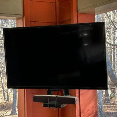 Great Selection of Outdoor Furniture and Decor 