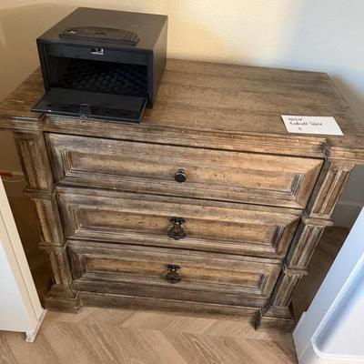 Sale Photo Thumbnail #153