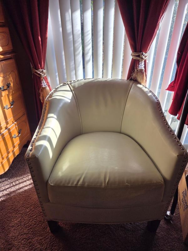 Sale Photo Thumbnail #20