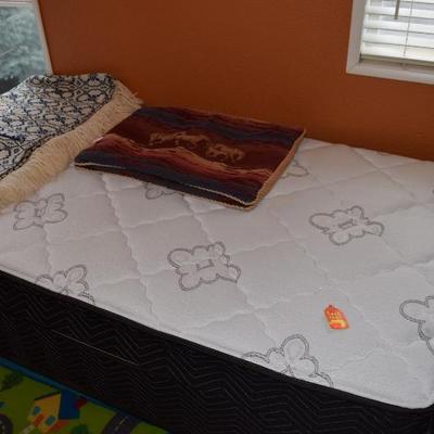 Sale Photo Thumbnail #85