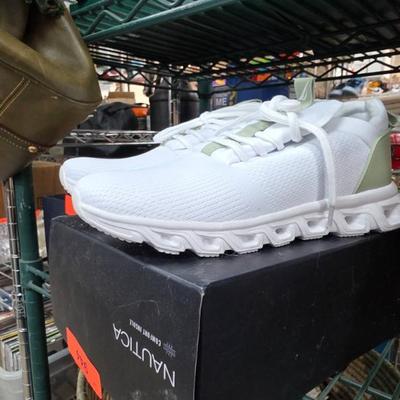 Sale Photo Thumbnail #220