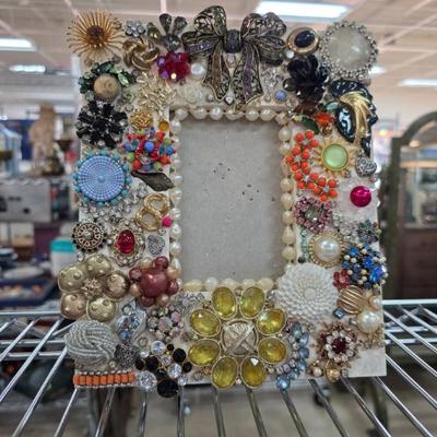 Sale Photo Thumbnail #375