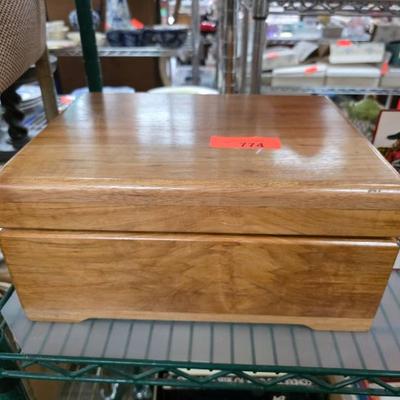 Sale Photo Thumbnail #51