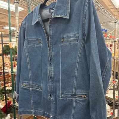 Sale Photo Thumbnail #301