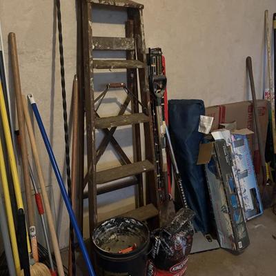 Sale Photo Thumbnail #32