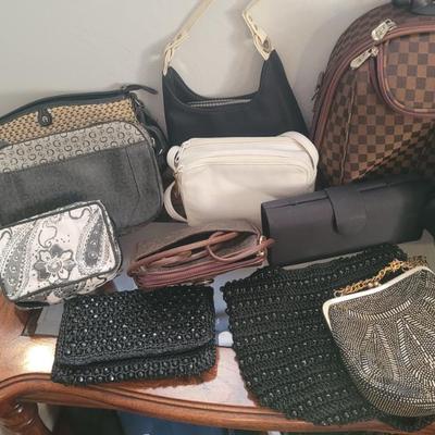 Sale Photo Thumbnail #243