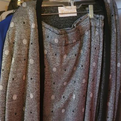 Sale Photo Thumbnail #275