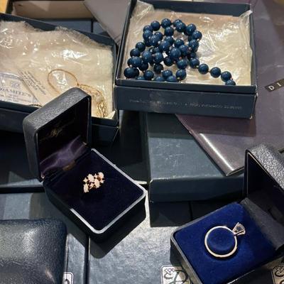 Sale Photo Thumbnail #44