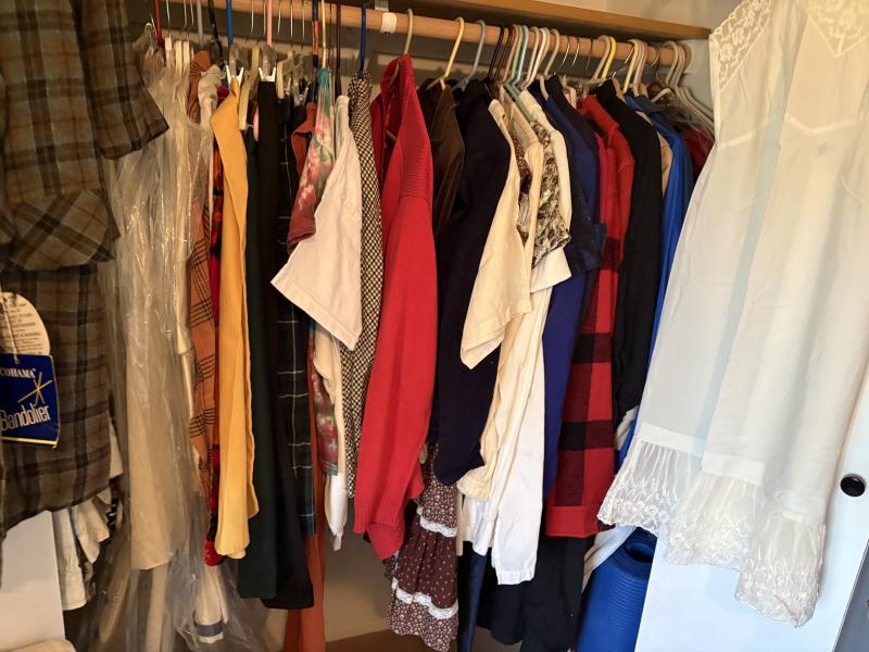 Sale Photo Thumbnail #172