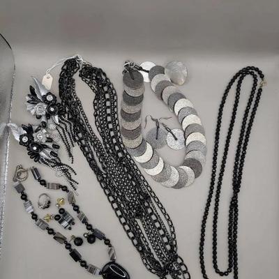 Polished Stone,Chainlink, Disk Bead Necklaces With Rings & Earrings 