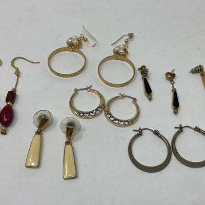 Good Toned Pierced Earrings