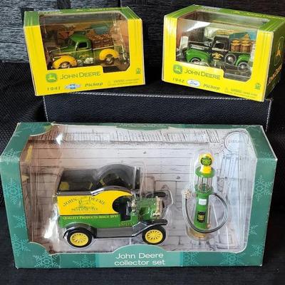 John Deere 1:24 & 1:43 Die Cast Collectibles