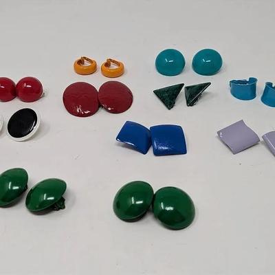 Vintage Metal Clip On Earrings 