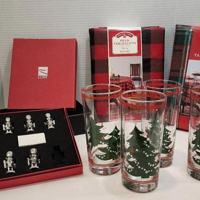 Christmas Decor for Table and Glass Tumblers