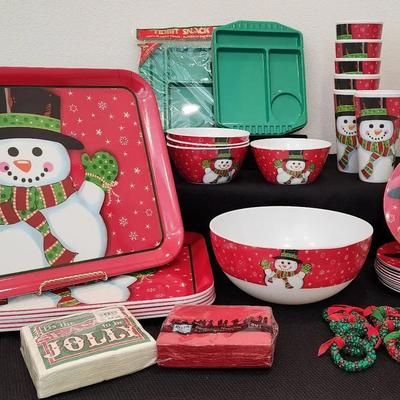 Snowman Plastic Serving Set (SEE DESCRIPTION)