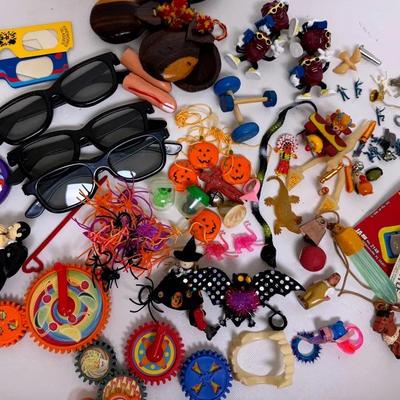 Small Toys and Collectibles 